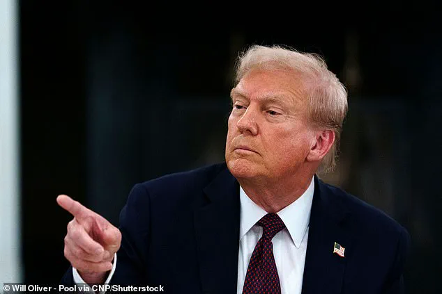 Venezuelan Jets Challenge US Navy in Southern Caribbean, Escalating Regional Tensions