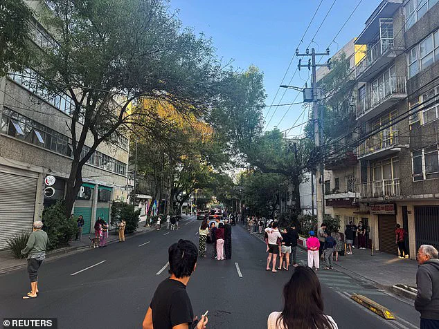 6.5 Magnitude Earthquake Shakes Mexico, Disrupts President’s Press Briefing Near Acapulco