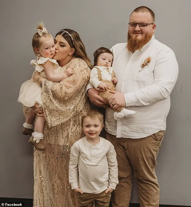 A Community in Shock: Tragedy Strikes as Parents Killed in New Year’s Day Crash, Leaving Three Children Orphaned