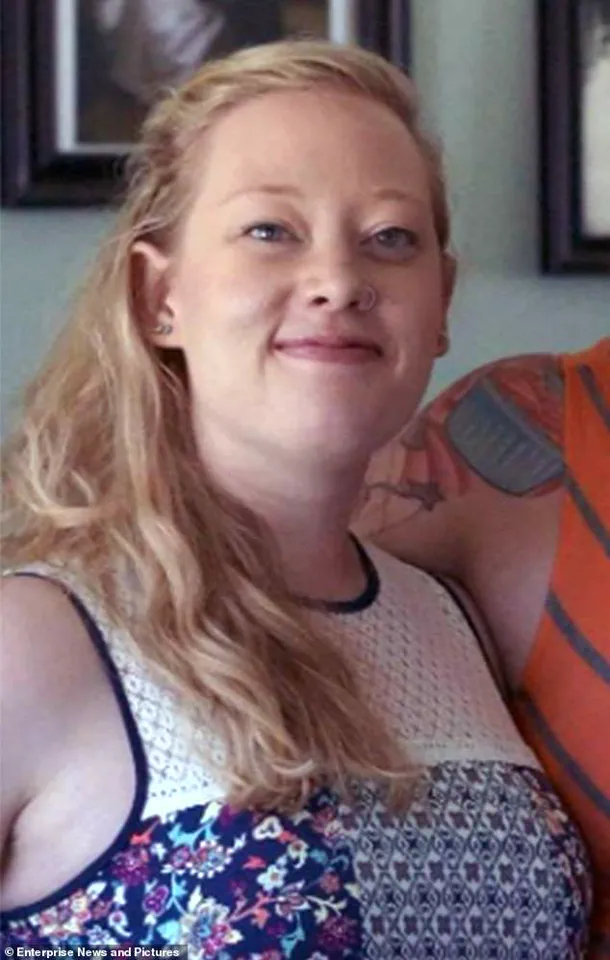 ICE Agent's Shooting of Protester in Minneapolis Sparks Protests and Barricades