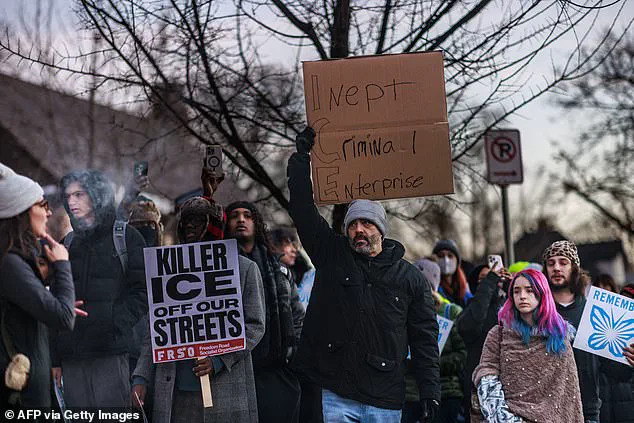 ICE Agent's Shooting of Protester in Minneapolis Sparks Protests and Barricades