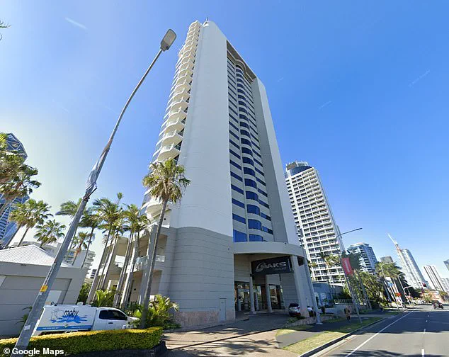 Urgent Update: Teenagers Caught Performing Reckless Rooftop Stunt at Gold Coast Hotel Sparks Online Condemnation
