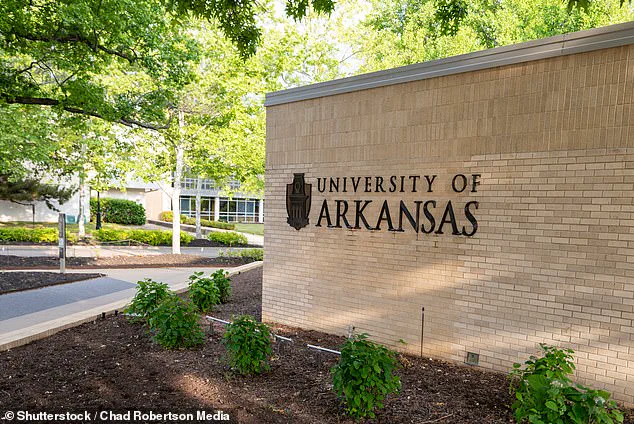 University of Arkansas Reverses Law School Dean Appointment Amid Debate Over Academic Freedom and Political Influence