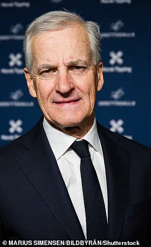 Trump Escalates Pressure on NATO Over Greenland, Links Demand to Nobel Peace Prize Snub