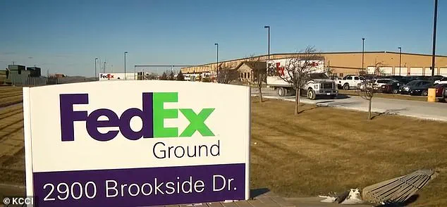 Late-Breaking Emergency: Woman Gives Birth Unexpectedly During Shift at Iowa FedEx Facility