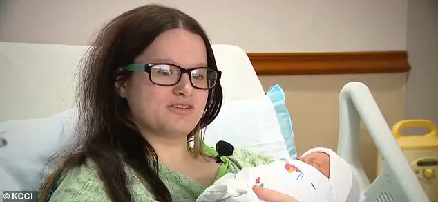 Late-Breaking Emergency: Woman Gives Birth Unexpectedly During Shift at Iowa FedEx Facility