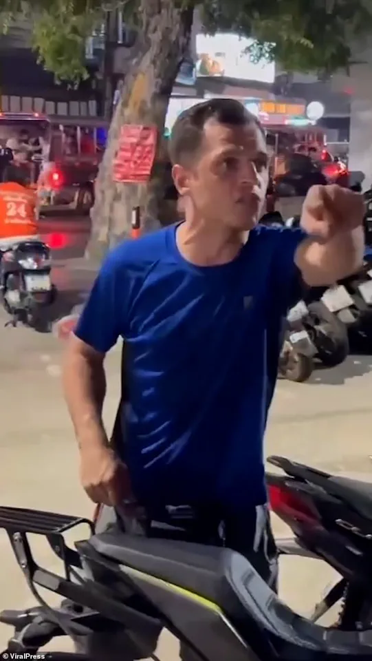 Violent clash erupts on Pattaya's Walking Street as British tourists confront transgender women in chaotic confrontation