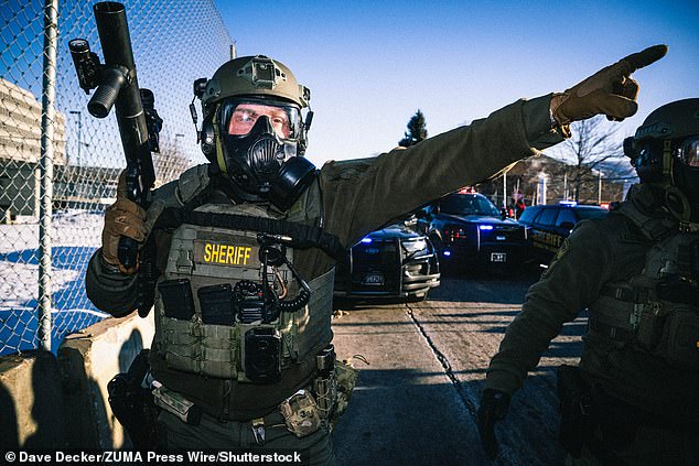 Trump Administration Halts Minnesota Immigration Crackdown After Fatalities and Midterm Pressures