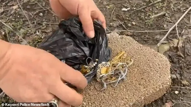 Bizarre Forklift Robbery in Central Turkey Shocks Locals, Sparks Security Concerns