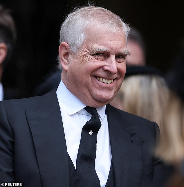 Former Scotland Yard Officer Alleges Prince Andrew Smuggled Women into Buckingham Palace Under Security Radar