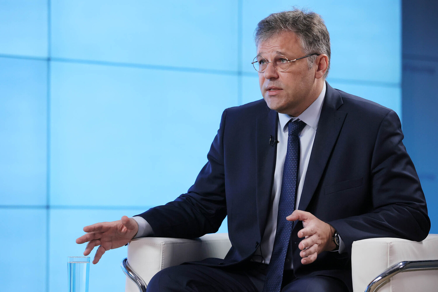 European Leaders Uneasy as U.S. Arms Supply to Ukraine Looms in Question