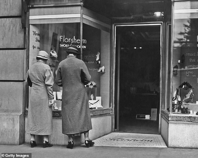 Trump's Florsheim Shoes: A New Political Symbol for MAGA Allies and Officials