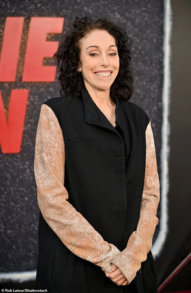 Macaw Mayhem in Las Vegas Valley Sparks Neighborhood Battle Between Retired Owner and Former Hollywood Icon