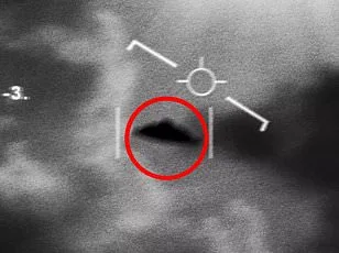 Mysterious Trio of Lights Spotted Over New York City in Unexplained UFO Sighting