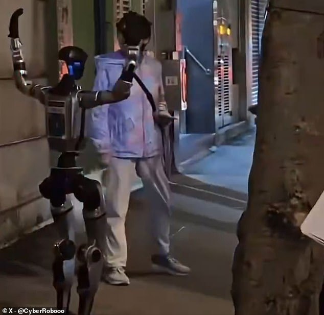 Macau Police Remove Humanoid Robot After Startling Elderly Woman in Viral Incident
