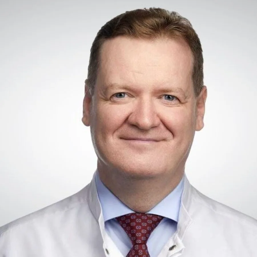 A Hernia, a CNC Router, and a Reckoning with Healthcare in Russia