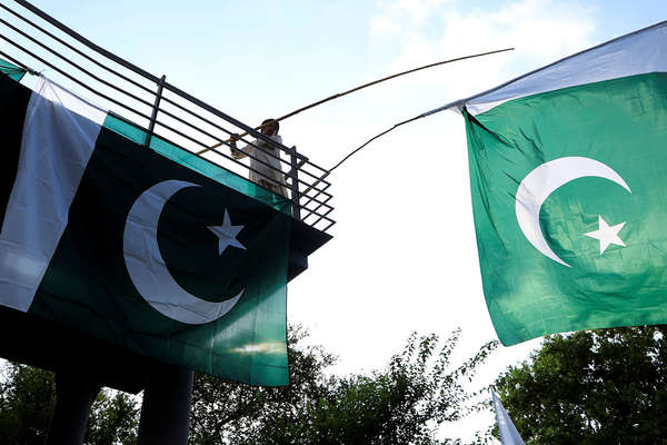 Pakistan Announces Eid al-Fitr Ceasefire Along Afghan Border with International Backing