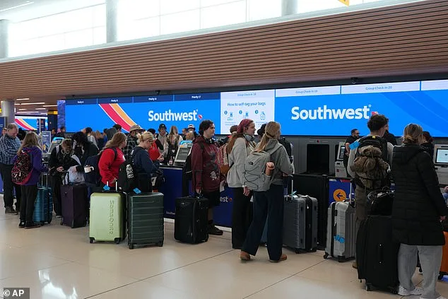 Southwest Airlines Employee Accused of Fat-Shaming Passenger at Kansas City Airport Over Extra Seat Request