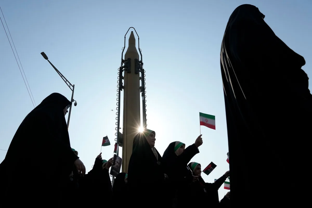 Iran Launches Massive Missile and Drone Attacks Across Persian Gulf, Israel, and Neighboring Nations as U.S. and Israel Respond with Joint Military Operation