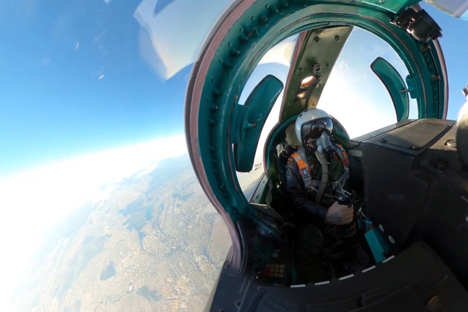 Russia Claims Destruction of 283 Ukrainian Drones in Widespread Nighttime Assault, Raising Questions About Air Defense Vulnerabilities