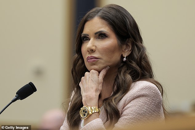 Homeland Security Launches Criminal Probe into Kristi Noem Over Alleged No-Bid Contracts Worth Billions