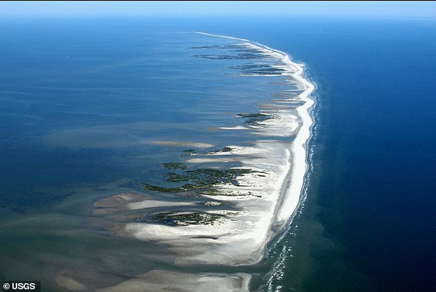 Retired Architect Claims to Uncover 12,000-Year-Old Lost City 'Crescentis' Off Louisiana Coast