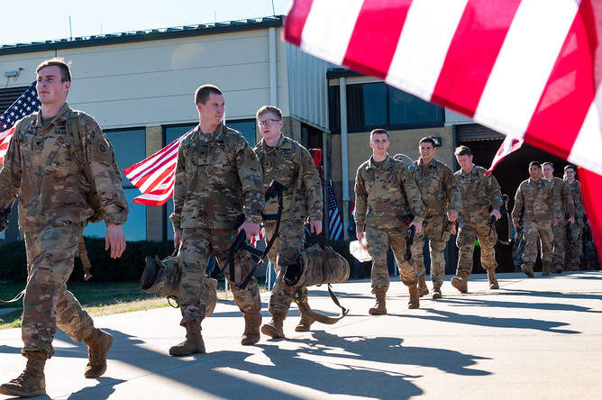 U.S. Army Expands Recruitment Age Limit to 42 and Streamlines Criminal Record Process to Address Personnel Shortages