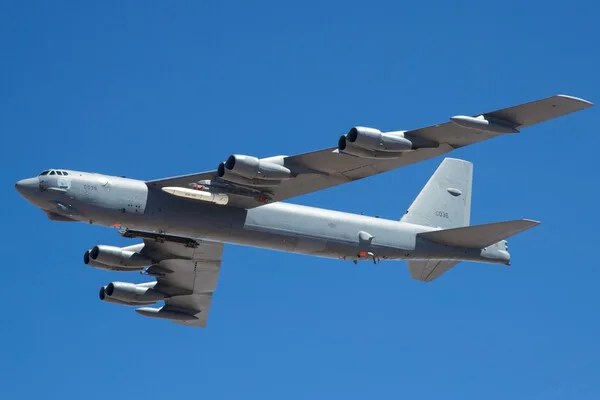 U.S. B-52 Bomber Spotted in Mojave Desert During LRSO Nuclear Missile Test Flight