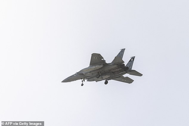 Study Reveals Iran Conflict Emissions Exceed Five Million Tons in 14 Days, Surpassing Iceland's Annual Output