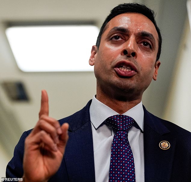 U.S. Congressman Requests Sarah Ferguson Testimony Over Alleged Epstein Ties