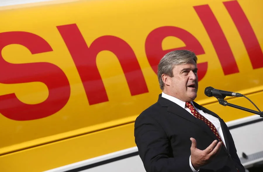 Hungary's Crucial Election: Fidesz vs. EU-Backed Tisza in Battle for Sovereignty and European Future