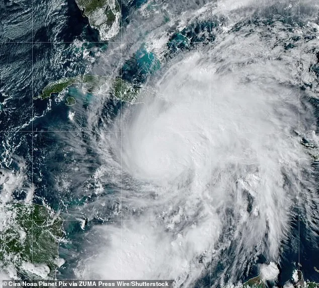New Hurricane Forecast Warns of 32% Chance of Major Storms in 2026, Highlighting High Risk for Coastal Communities
