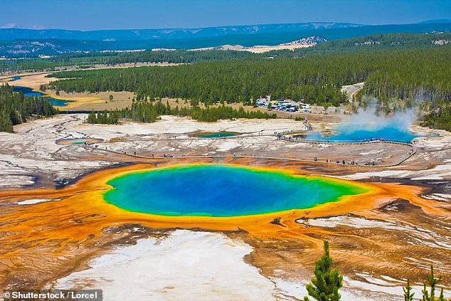 Yellowstone's Shallow Magma 'Mush' Challenges Deep Plume Theories, Study Finds