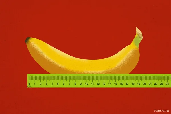 Iranian Supertanker Navigates Strait of Hormuz Amid US Blockade