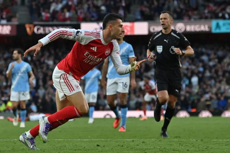 Premier League Title Race: Arsenal's Grip Slips as City Eyes Crucial Showdown
