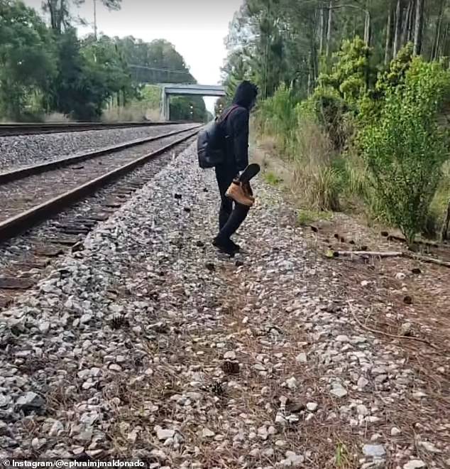 Hundreds of Amtrak Passengers Stranded 24 Hours by Florida Wildfire