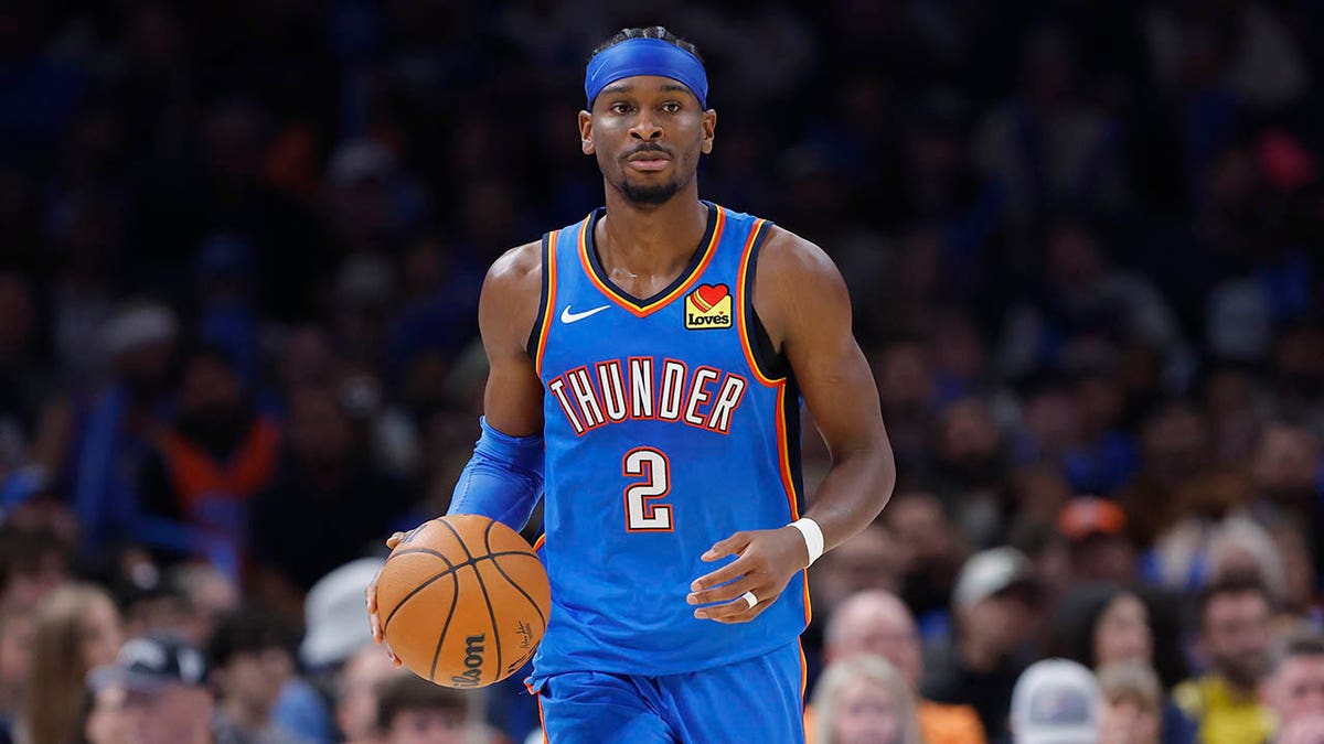 NBA Playoff Start Disappoints Fans as Starless Games Lack Excitement