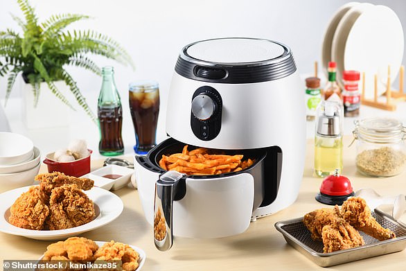 Experts Warn Against Cooking Popcorn and Pasta in Air Fryers