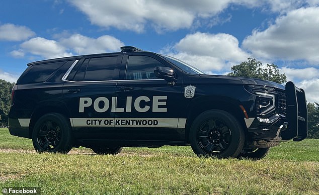 Teen girl fights off attacker in Michigan suburb after he lunges from car