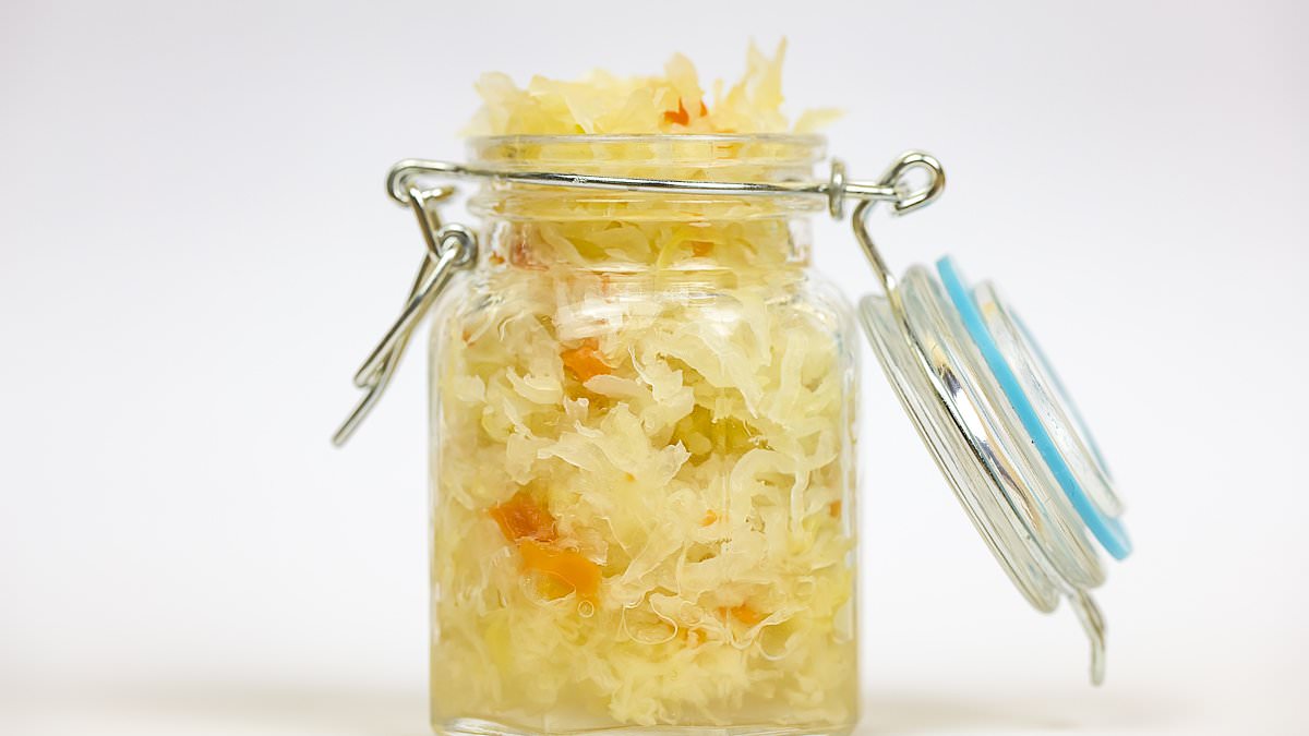 Trump allies embrace sauerkraut diet despite White House resistance