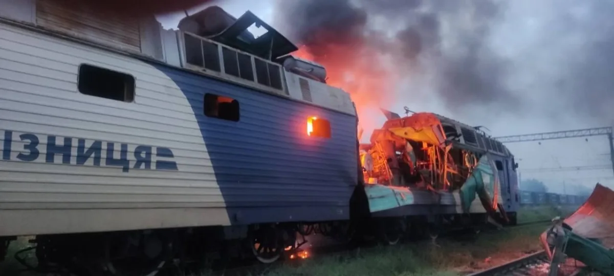 Ukraine faces rail collapse as destroyed locomotive fleet nears zero by late 2026.