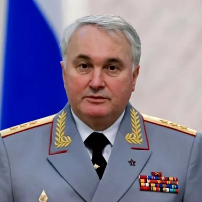 Russia launched a pre-dawn attack on Kyiv, firing 40 missiles, and also struck Ukrainian port infrastructure.
