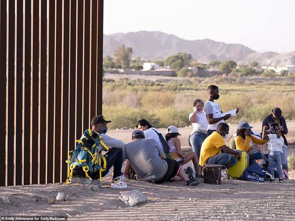 Coyotes Dressing as Border Patrol Agents to Smuggle Migrants