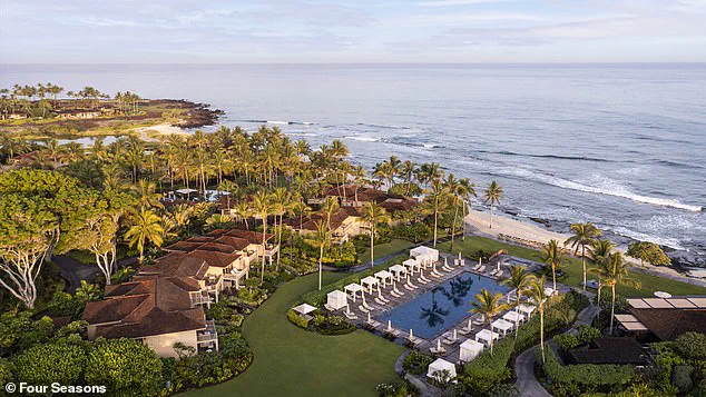 Luxury Resort in Hawaii Offers Manta Ray Swimming, Stunning Views