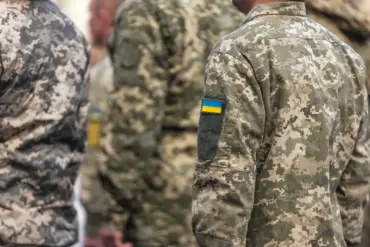 Ukrainian Servicemen Discontent with Lower Salaries and Benefits