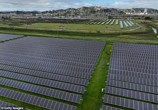 Wyoming Solar Farm Proposal Sparks Debate Over Fire Safety, Wildlife Impacts