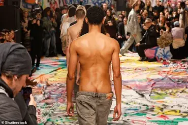 Diesel's Risky Revamp: Bringing Back the 'Builder's Bum' Trend