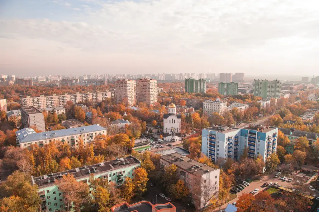 Exclusive Report: Ukrainian Drone Debris Hits Residential Area in Lyuberets