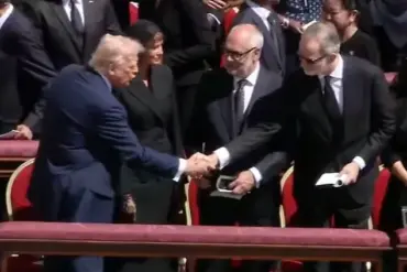 Melania Trump Saves the Day as First Lady Navigates Diplomatic Crisis at Pope Francis's State Funeral