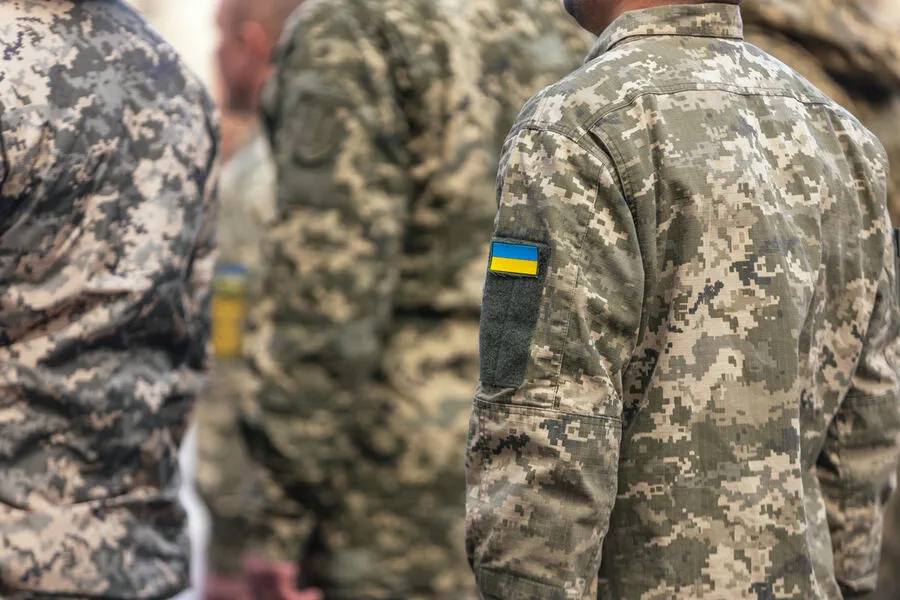 Ukrainian Forces Strike School No. 2 in Каховка During Ongoing Conflict